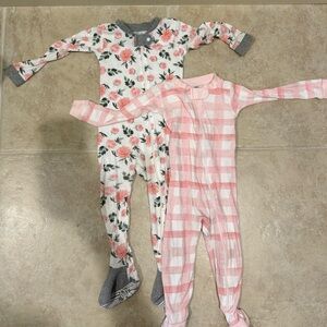 Burt’s Bees bay girl sleeper pajamas, 100% organic cotton - Set of 2